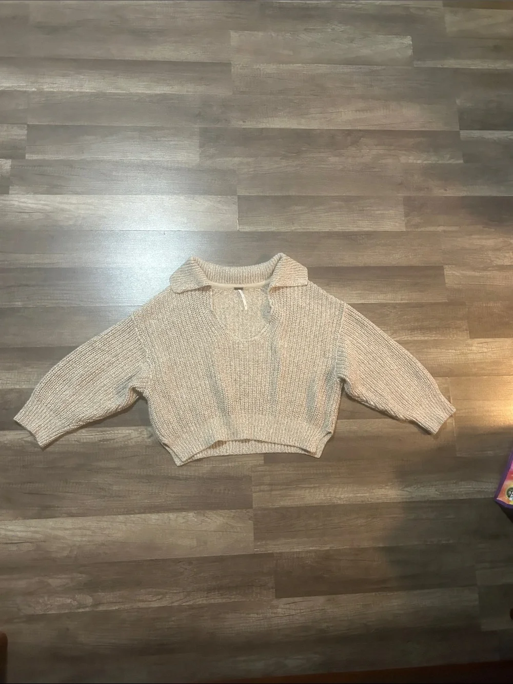 Free People Women’s Crop Collared V Neck Sweater Beige Size Extra Small xs
